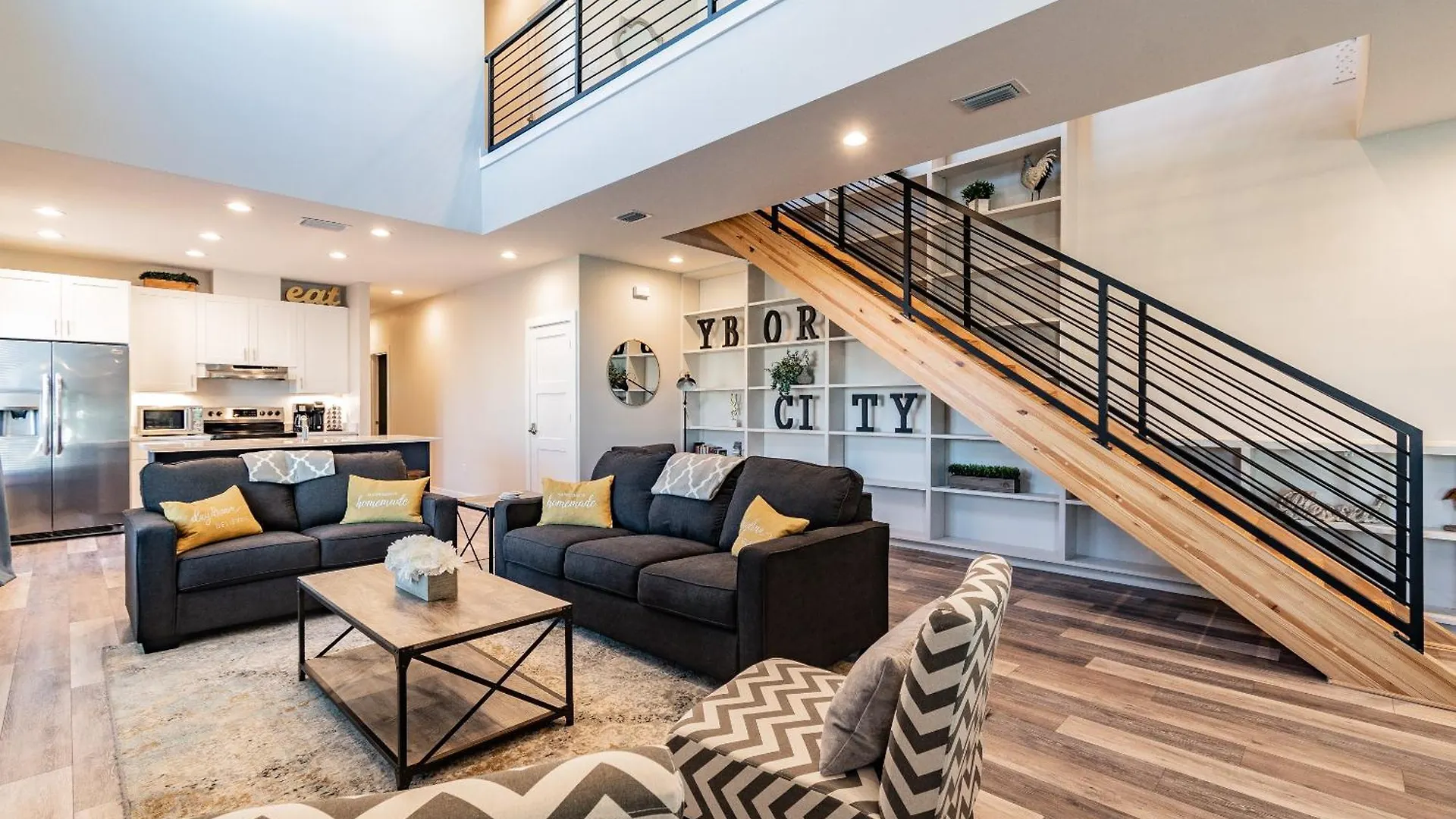 Villa The Roosted Retreat Tampa